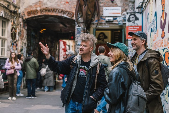 Berlin Off-the-Beaten-Path Walking Tour: Kreuzberg, Mitte and Friedrichshain - Photo 1 of 15