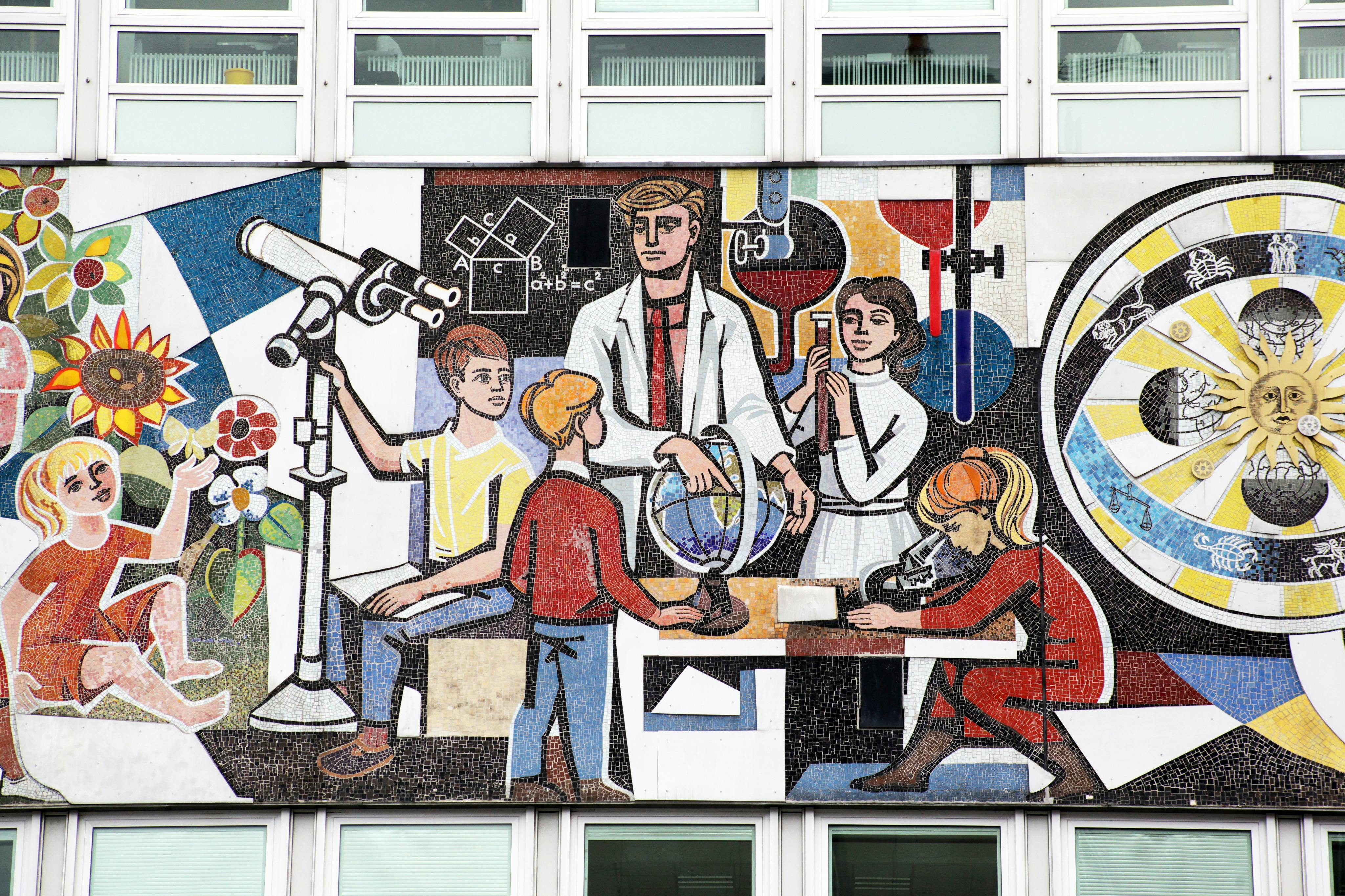 Berlin: The Wall & The GDR Guided Tour - Photo 1 of 9