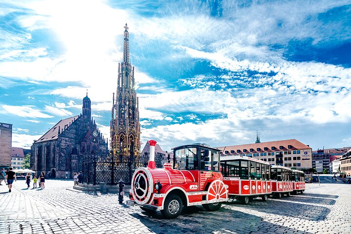 City tour through Nuremberg with the little train - Christmas tour - Photo 1 of 7