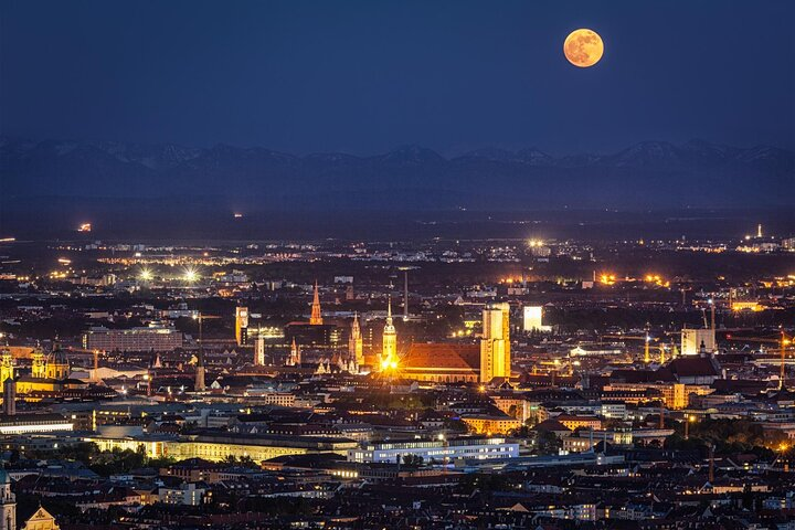 Munich Christmas Market Tour with a Local Guide - Photo 1 of 7