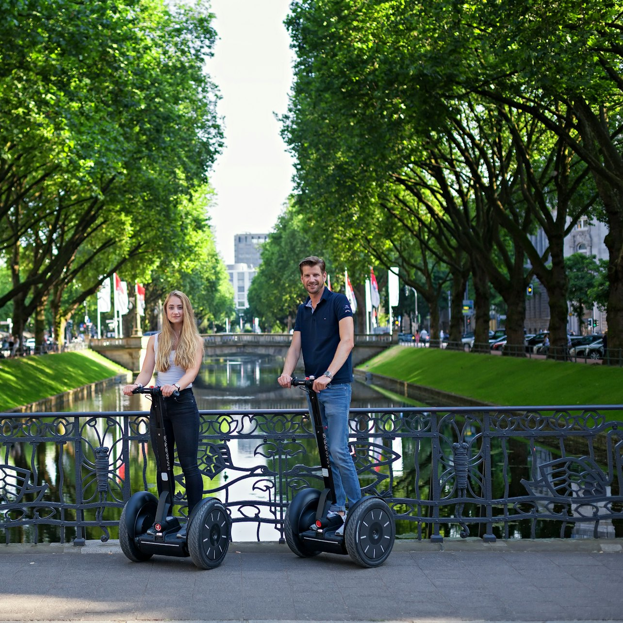 Düsseldorf: City and Rhine Tour XXL - Photo 1 of 3