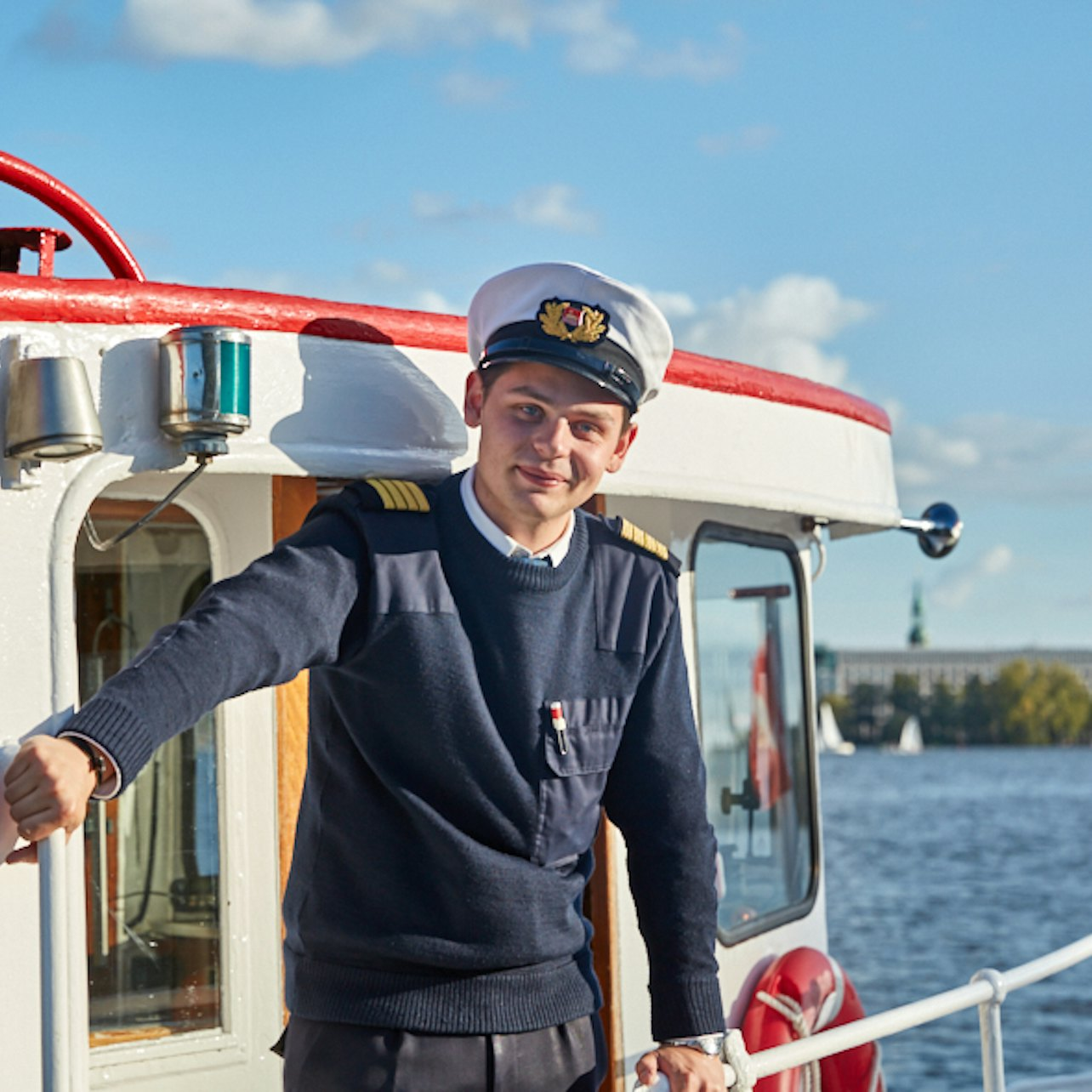 Hamburg: 1-Hour Cruise - Photo 1 of 6