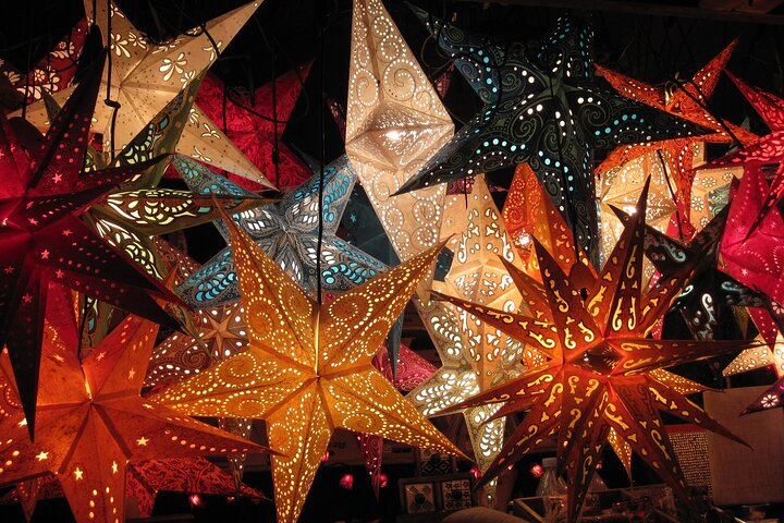 Hamburg Christmas Market Tour With A Professional Guide - Photo 1 of 2
