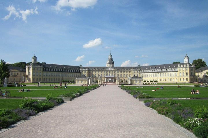 Karlsruhe Highlights: Palace, Squares & Cultural Landmarks - Photo 1 of 6