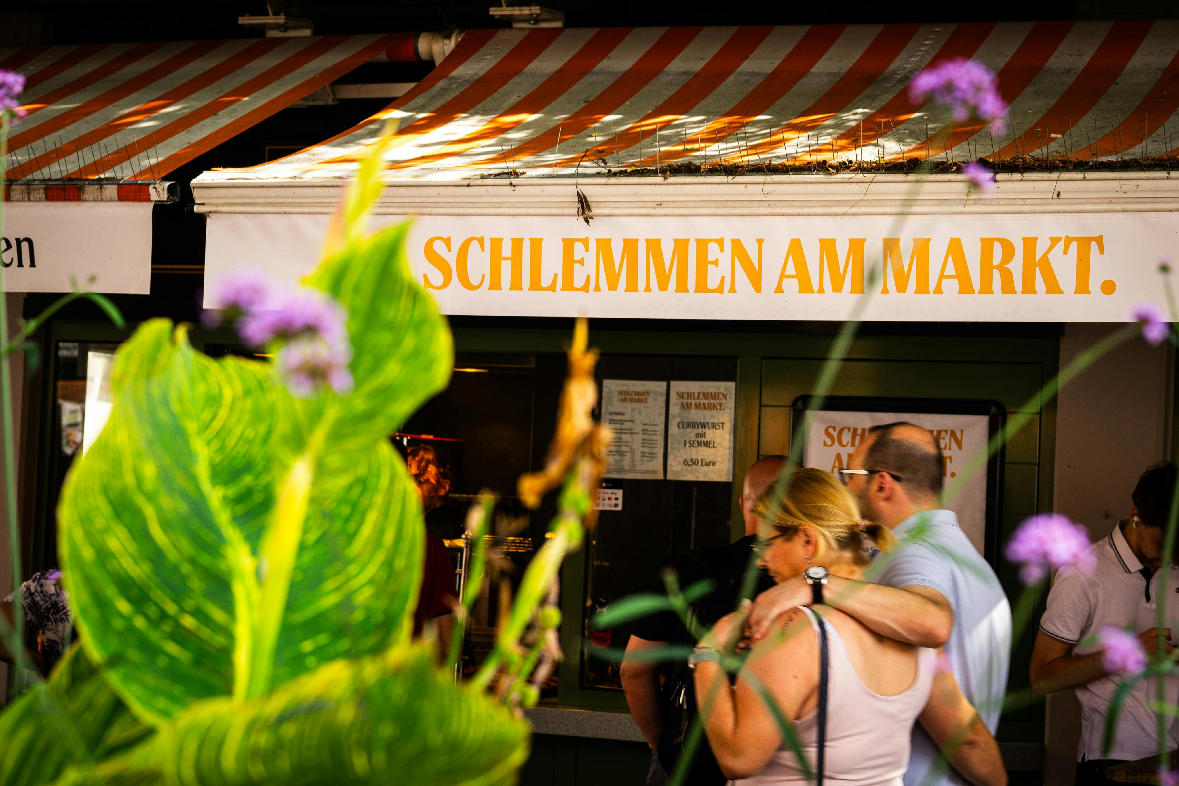 Munich: Viktualienmarkt Guided Food Tour - Photo 1 of 11