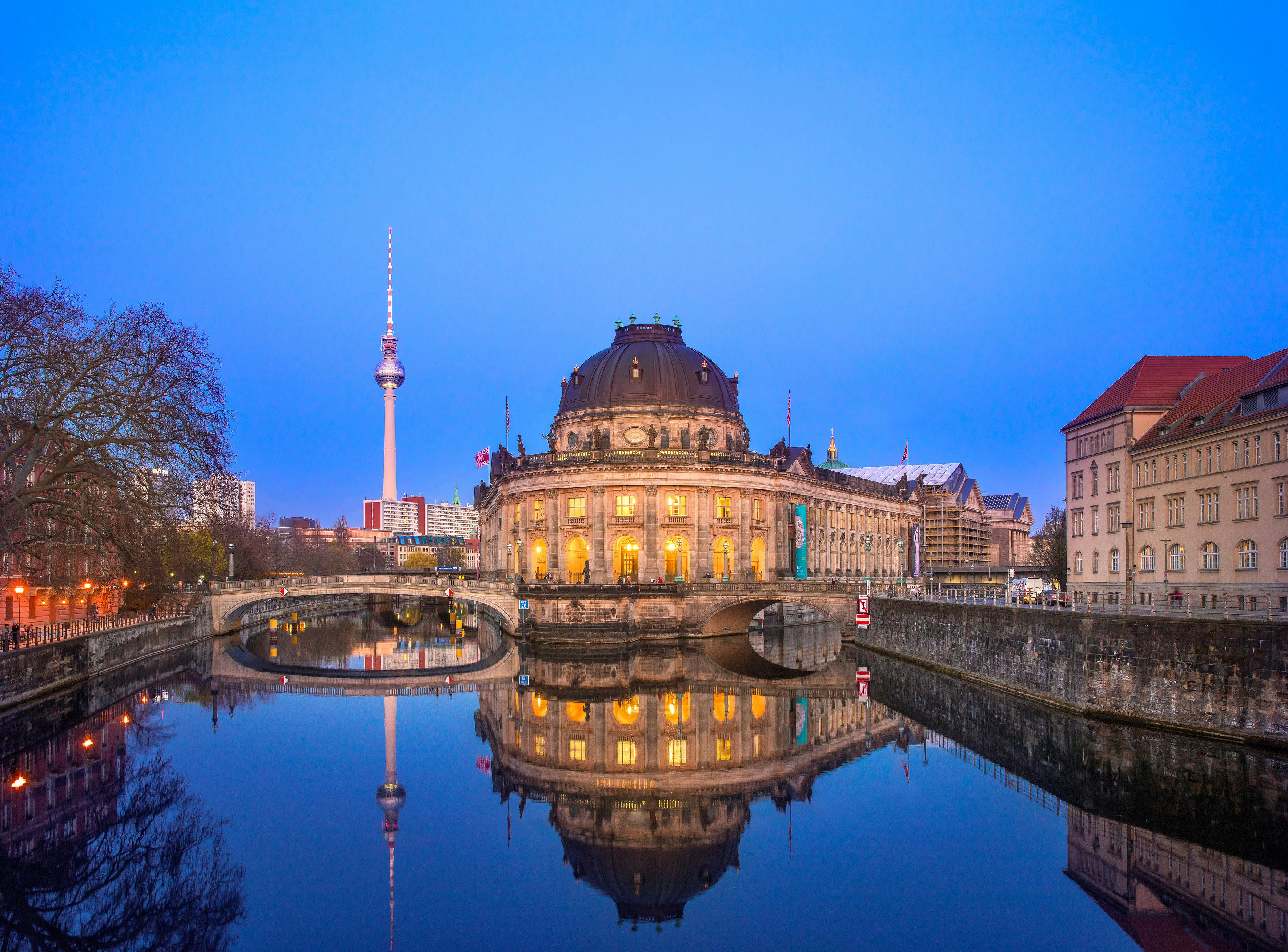 Berlin: Museum Island Entries + Pergamon - The Panorama - Photo 1 of 2