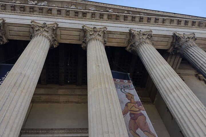 Explore the grandeur of antiquity at the Staatliche Antikensammlung where stories of Ovid's Metamorphoses unfold among impressive columns and exquisite artifacts sparking curiosity and wonder.