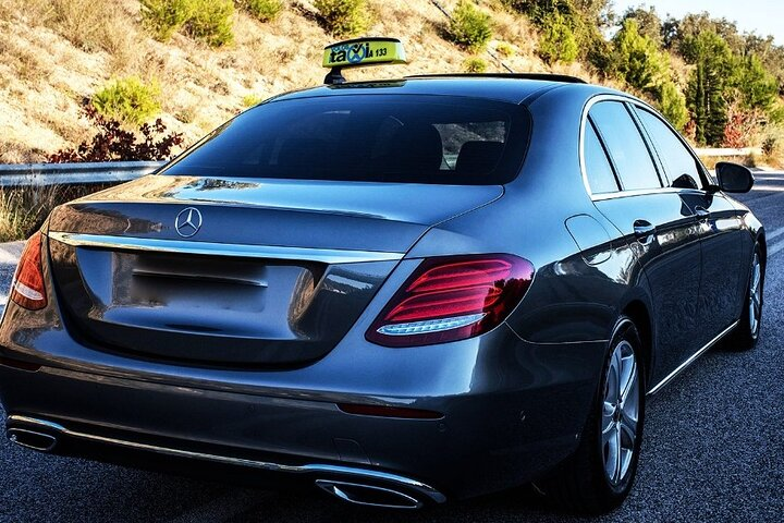 One Way Private Transfer from Stuttgart to Frankfurt  - Photo 1 of 25