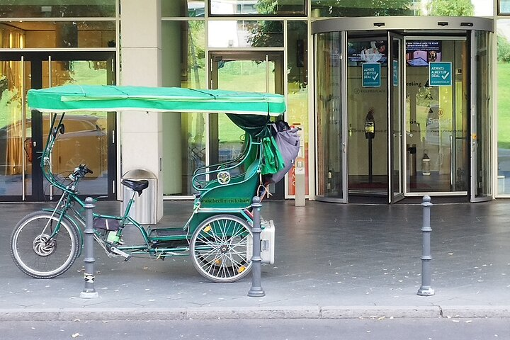 Private Rickshaw for Shopping-Culinary-History - Photo 1 of 7