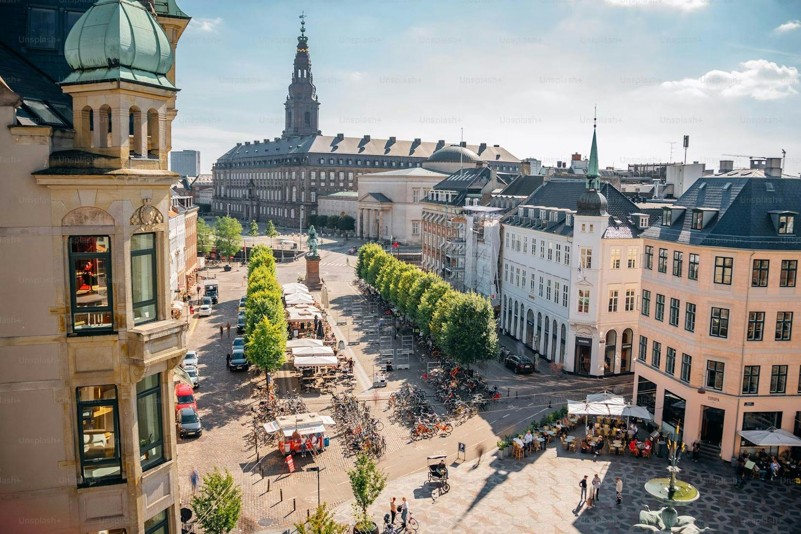 Copenhagen: Guided Walking Tour in French - Photo 1 of 5