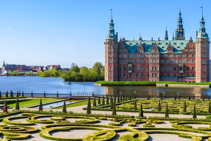 Half-Day Private Tour to Kronborg and Frederiksborg Castle - Photo 1 of 5