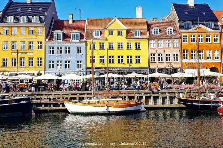 The Best of Copenhagen: Private Half-Day Highlights Walking Tour - Photo 1 of 6