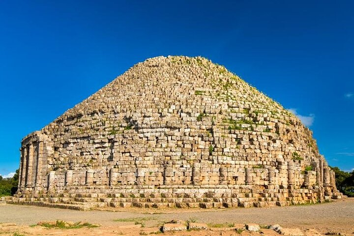 Discover Tipaza tour Roman ruins - Photo 1 of 15