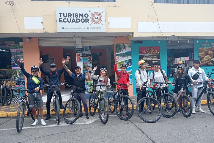 Bicycle Rental for Pailón del Diablo Waterfall - Photo 1 of 10
