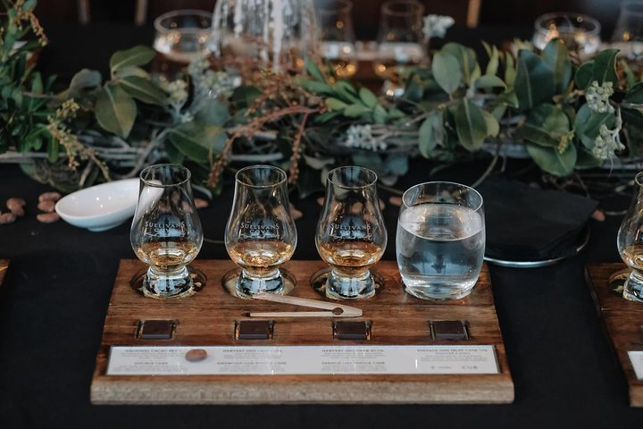 Flight of To'ak chocolate with single malt whisky and selected pairings.