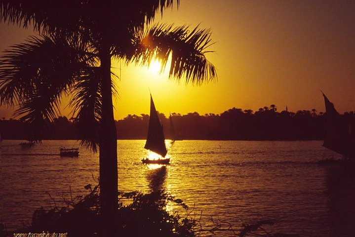 1-Hour Private Felucca on the Nile River With Lunch - Photo 1 of 6