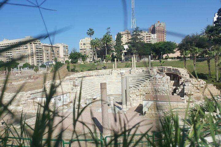 2 Days Cairo Tour: Pyramids, Grand Egyptian Museum & Old Cairo - Photo 1 of 10