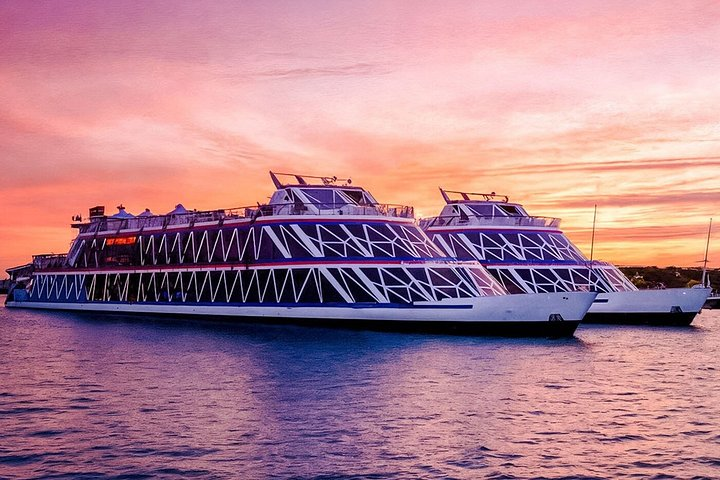 Cairo Luxury Ship Nile Cruise