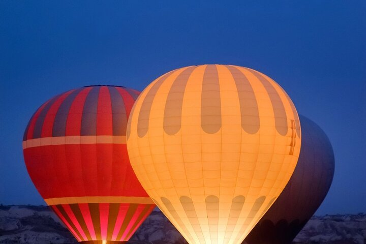2-Hour Hot Air Balloon Tour in Luxor - Photo 1 of 4