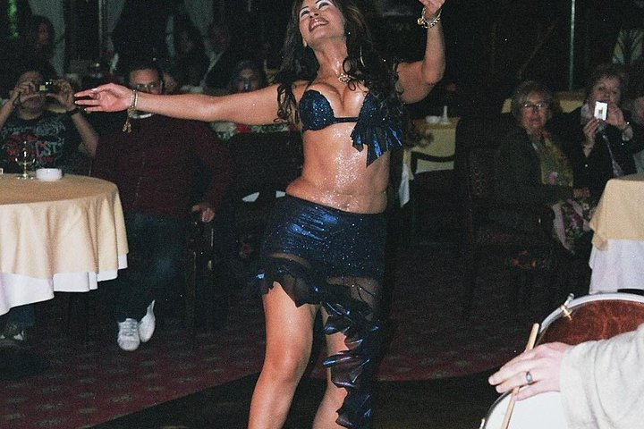 belly dancer
