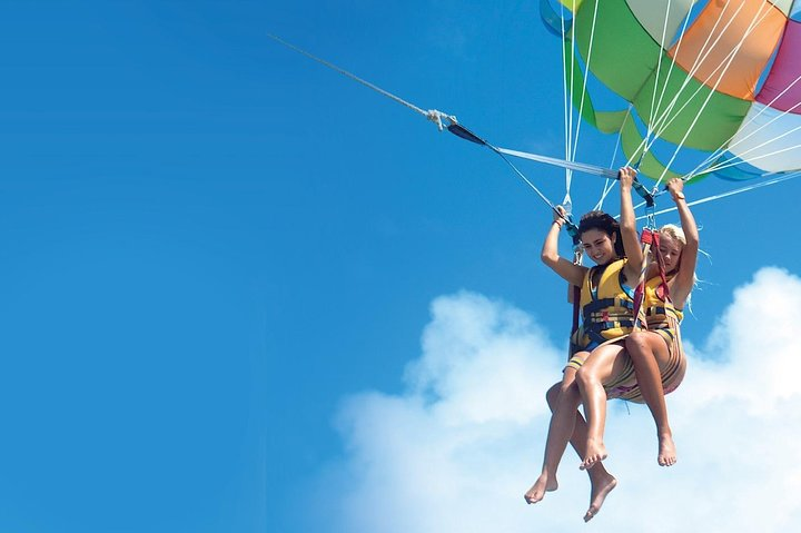2-Hour Parasailing Adventure in Hurghada - Photo 1 of 4