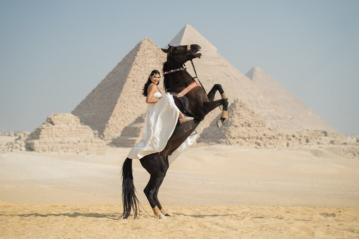 2 hrs Unique Pyramids Photoshoot ( Photo session ) - Photo 1 of 25