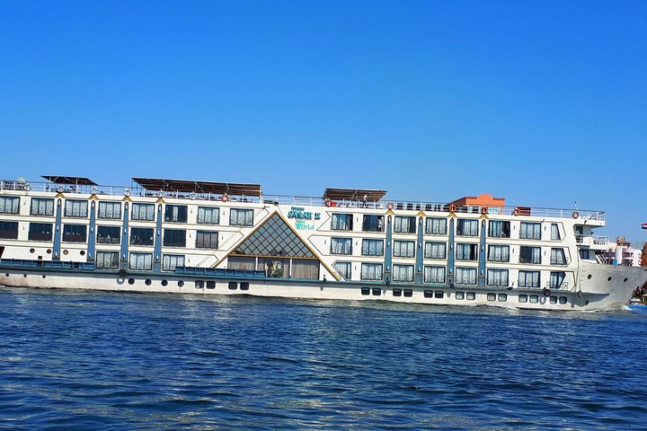 Nile cruise Aswan-Luxor