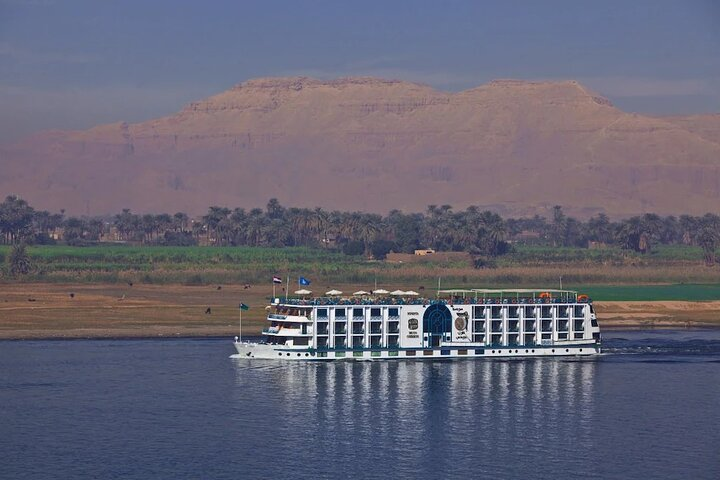 4 Days 3 Night Nile Cruise From Aswan To Luxor with private guide - Photo 1 of 13