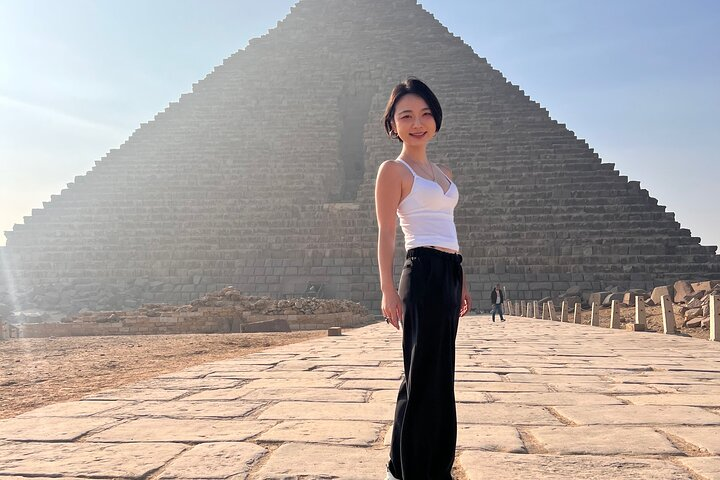 All Inclusive - Giza Pyramids , Sphinx- GEM ,Bazaar Shop , Lunch - Photo 1 of 22