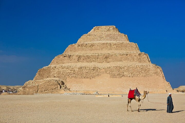 All inclusive Tour Giza Pyramids, Sphinx, Memphis and Saqqara - Photo 1 of 5