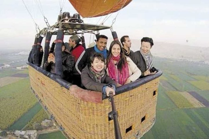 Amazing 2 Days Luxor West&East Banks with Hot Air Balloon&Tours from Hurghada - Photo 1 of 9