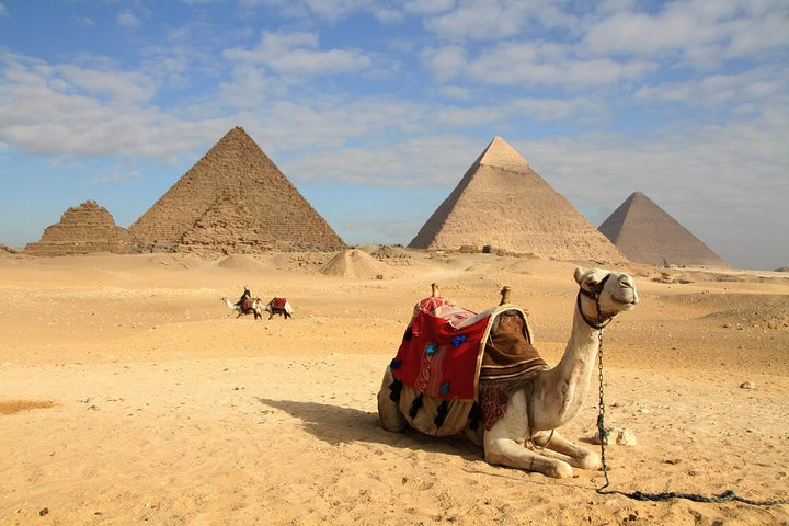 Amazing Private Half-Day Trip to discover Giza Pyramids and Sphinx - Photo 1 of 11