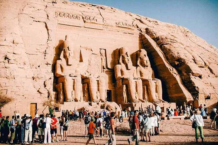Private Luxor 3_days tour east , west banks of Luxor and Dendera - Photo 1 of 10