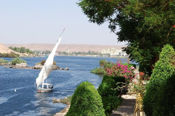 Aswan : River Nile Felucca Trip to Botanical island & Entrance fees - Photo 1 of 11