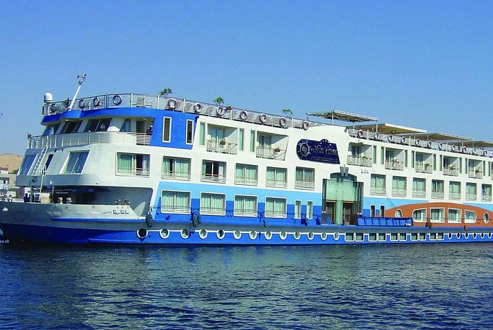 Cairo : 9- Day package (6-night Nile Cruise with Hot air balloon) - Photo 1 of 12