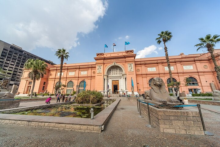 Cairo Highlights: Pyramids, Museum, and Bazaar Private Tour - Photo 1 of 8