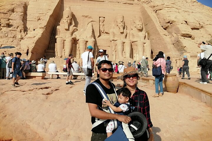 Cairo: Private 2-Day Abu Simbel and Luxor with Entrance Fees & 5 *Hotel by Plane - Photo 1 of 25
