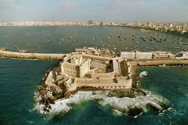 Alexandria Highlights: A Day Tour of the City's Top Attractions - Photo 1 of 8