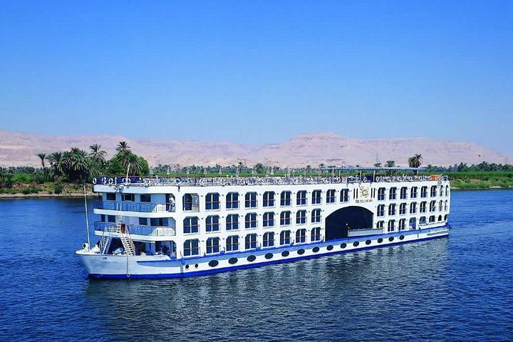 Cruise on Nile River