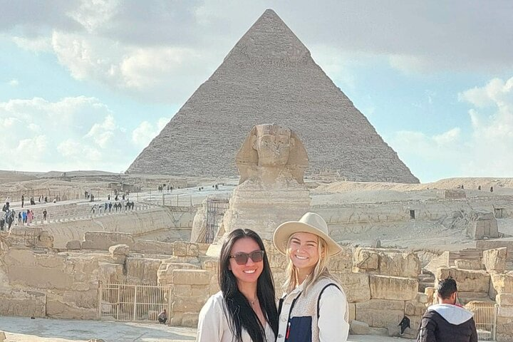 Day Tour Giza pyramids and dinner Nile cruise with Dinner from Cairo Giza hotels - Photo 1 of 16