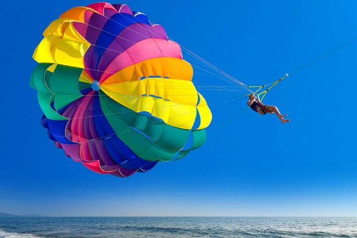Discover Hurghada Parasailing Experience - Photo 1 of 9