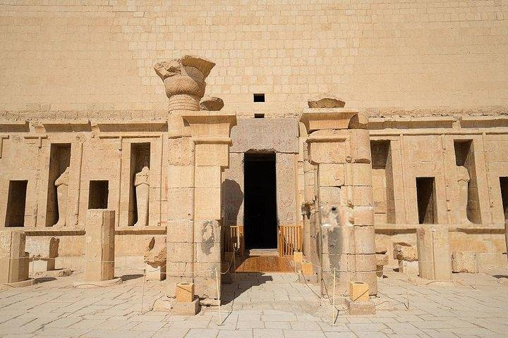 Discover the East and West Banks of the Nile - Photo 1 of 21