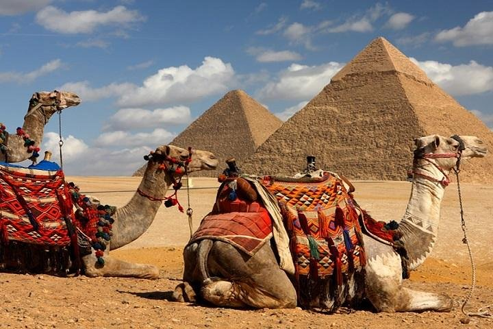 Ride in pyramids