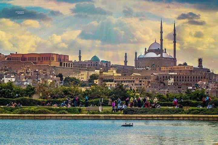 El Moez street and Al Azhar park day tour in Cairo
