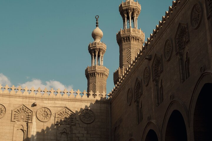 El-Moez Street and Khan Khalili Bazaar  - Photo 1 of 7
