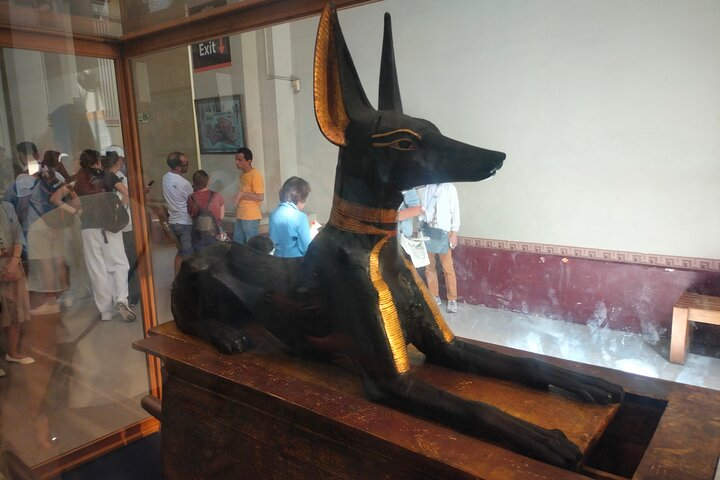 Exclusive Visit to The Egyptian Museum in Tahrir - Photo 1 of 7