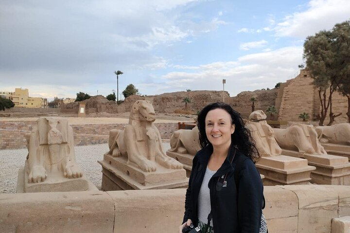 Full Day Tour :East and West Banks of Luxor (karnak,luxor,Hatsheput,king valley) - Photo 1 of 16