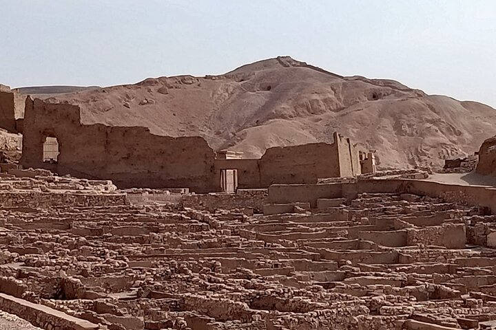 Full Day Tour of The West Bank of Luxor - Photo 1 of 14