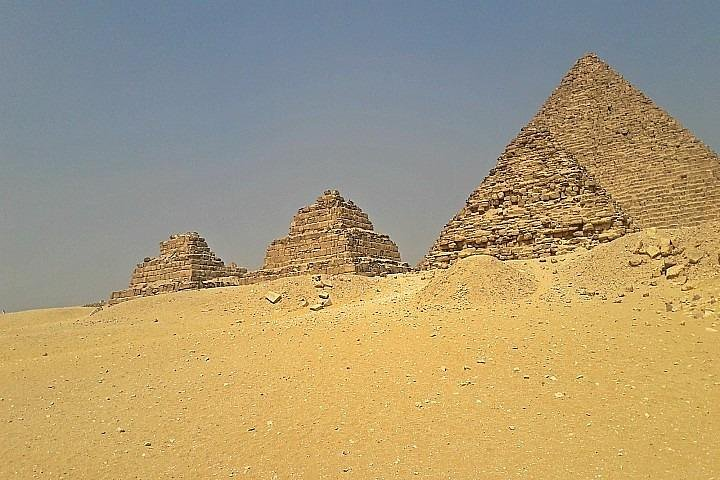 Giza Pyramids and Sphinx half day tour - Photo 1 of 6
