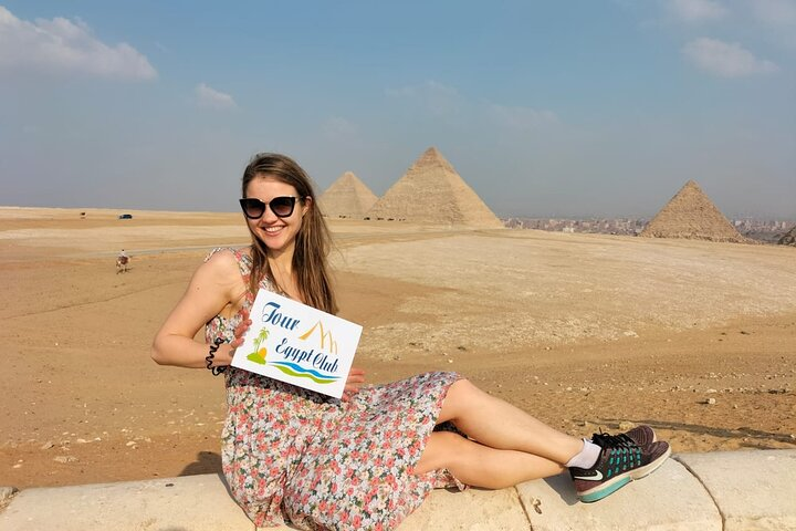 Giza Pyramids and The Museum from Sharm El Sheikh with Lunch - Photo 1 of 6